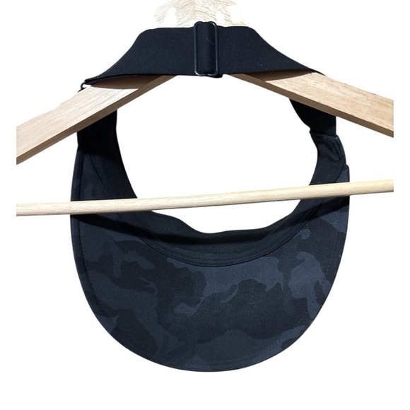 EUC - Lululemon Fast Paced Visor - Camo Deep Coal Multi - Picture 5 of 5